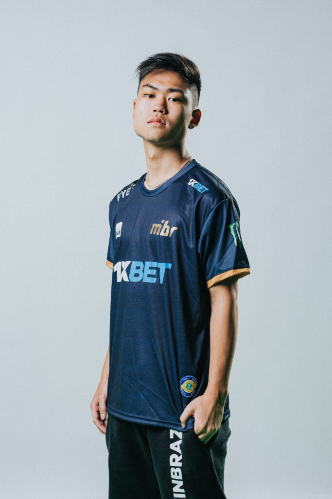 Insani Estreia pelo MIBR