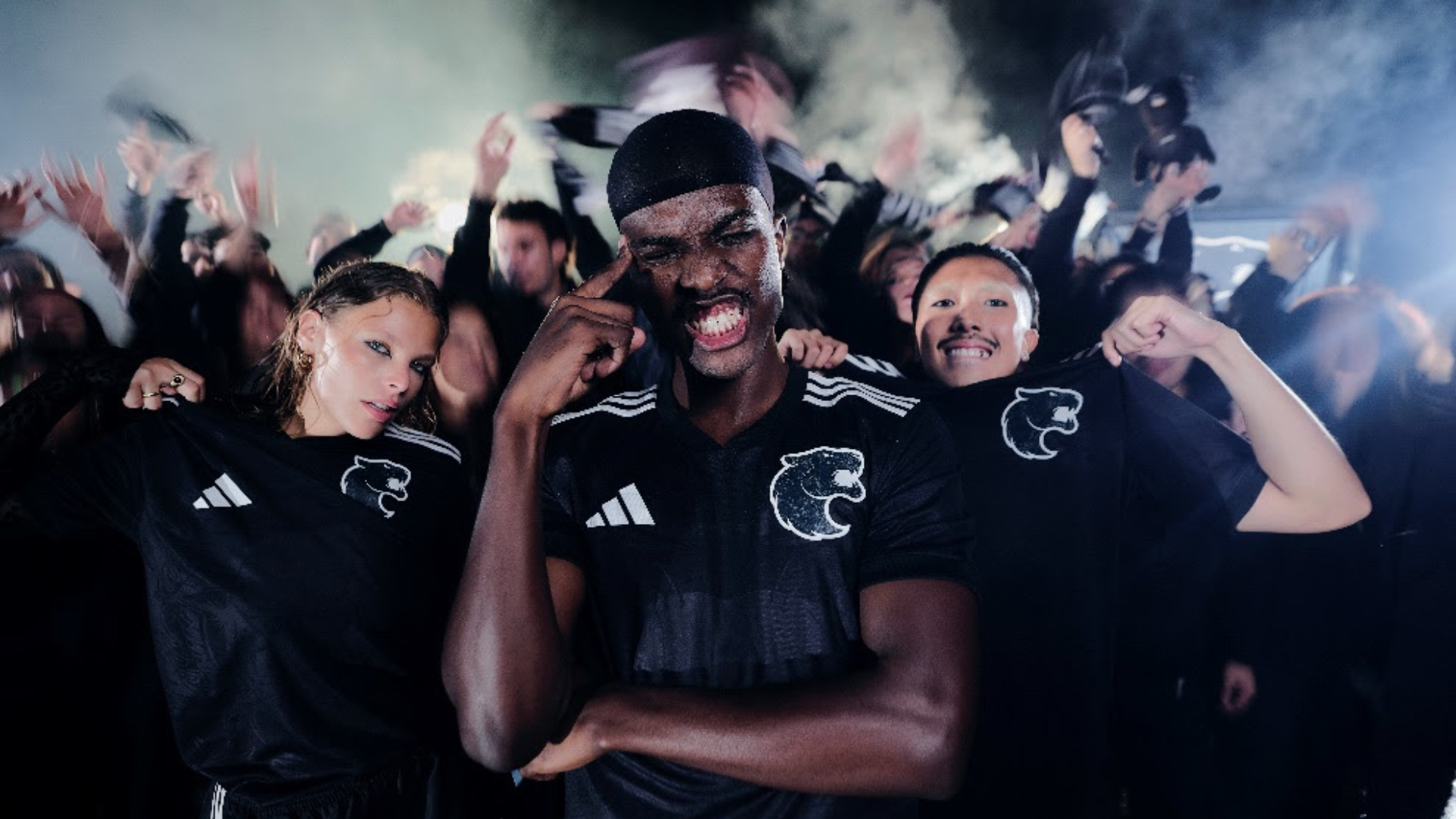 Adidas fecha com FURIA e G3X