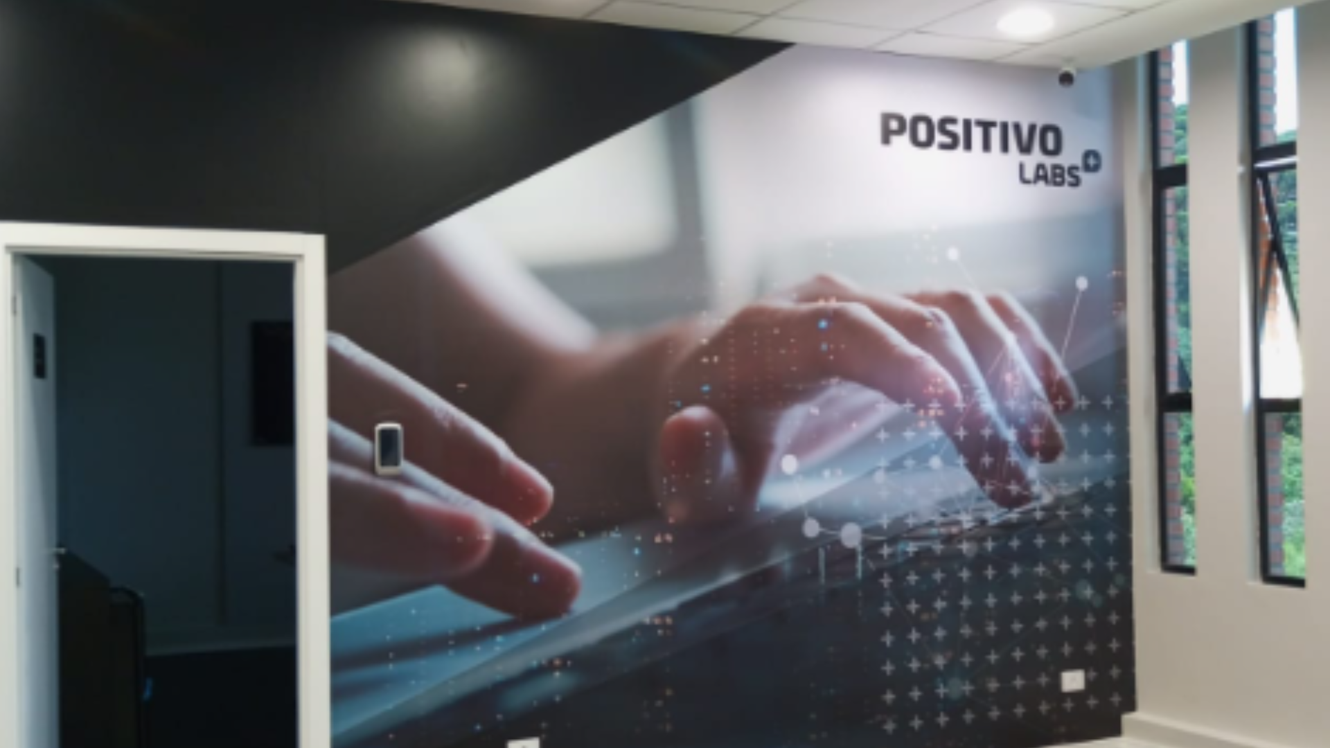 Positivo Tecnologia inaugura Positivo Labs