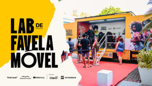 Lab de Favela Móvel no Rio de Janeiro